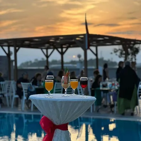 Jura Lara Hotel