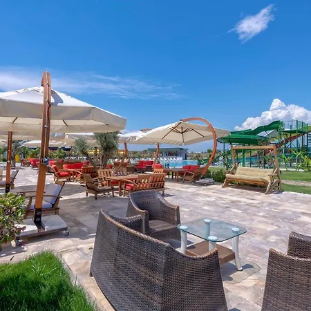 Hotel Jura Lara *
